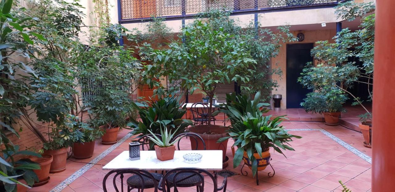 Apartamentos Sevilla Exterior photo
