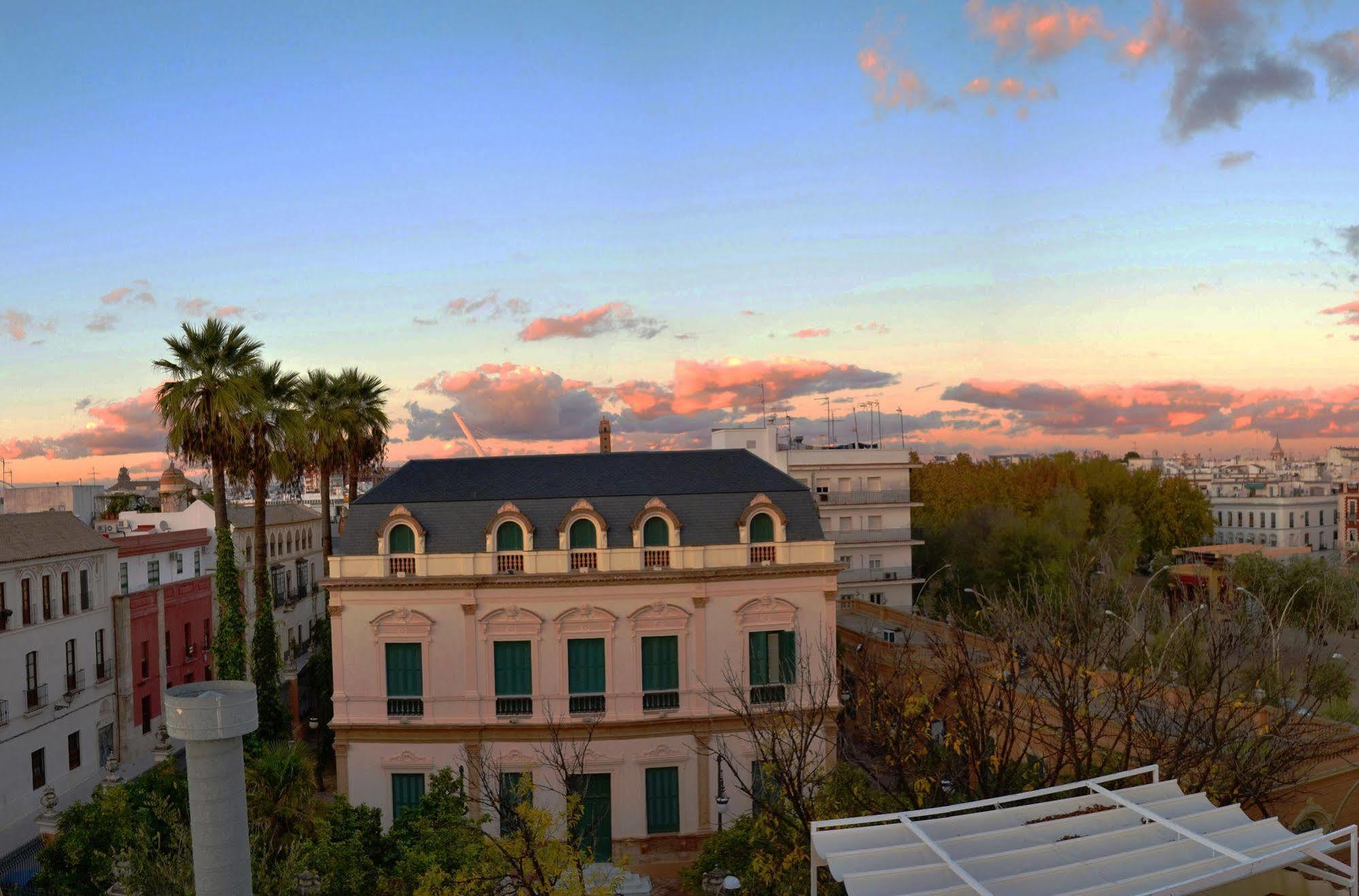 Apartamentos Sevilla Exterior photo